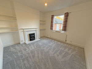 Dining Room- click for photo gallery